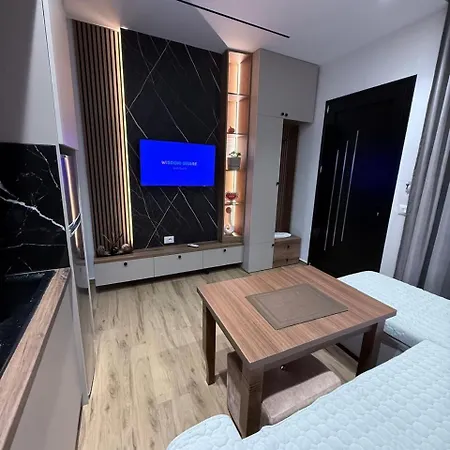 Dida Luxury Vlorë